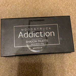 Younique Addiction Pallet 5